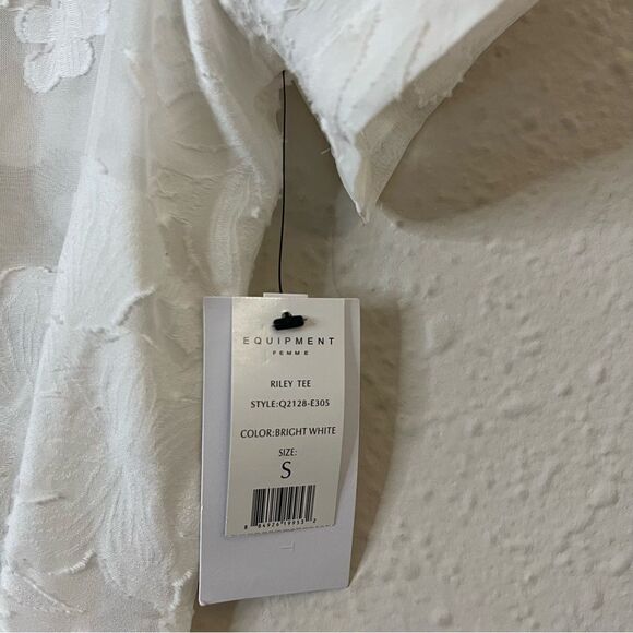 Equipment Riley Tee Silk Sheer Floral Blouse Top NEW in White Small Short Sleeve - Picture 7 of 9
